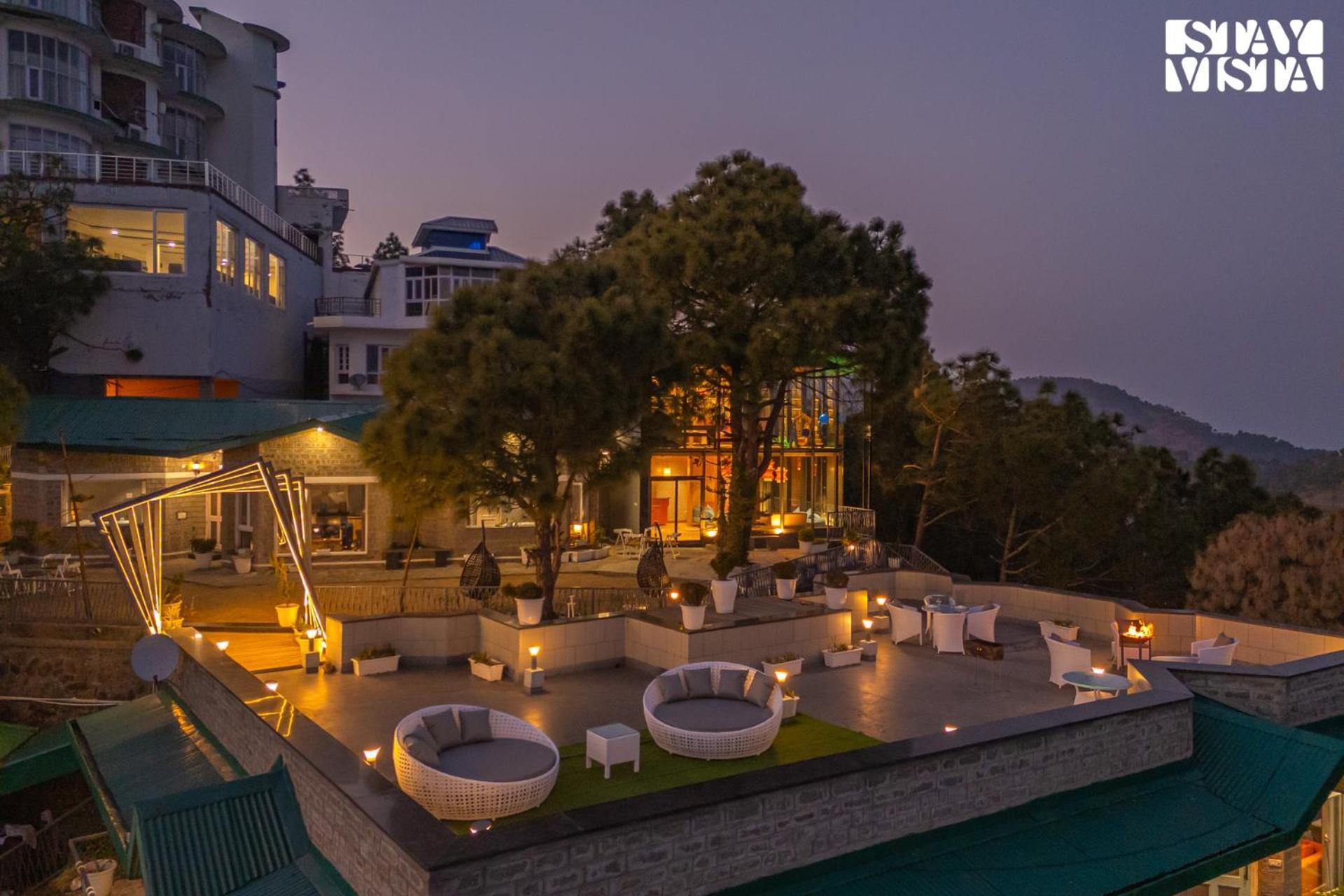 Stayvista At Serene With Outdoor Bonfire Barog 외부 사진